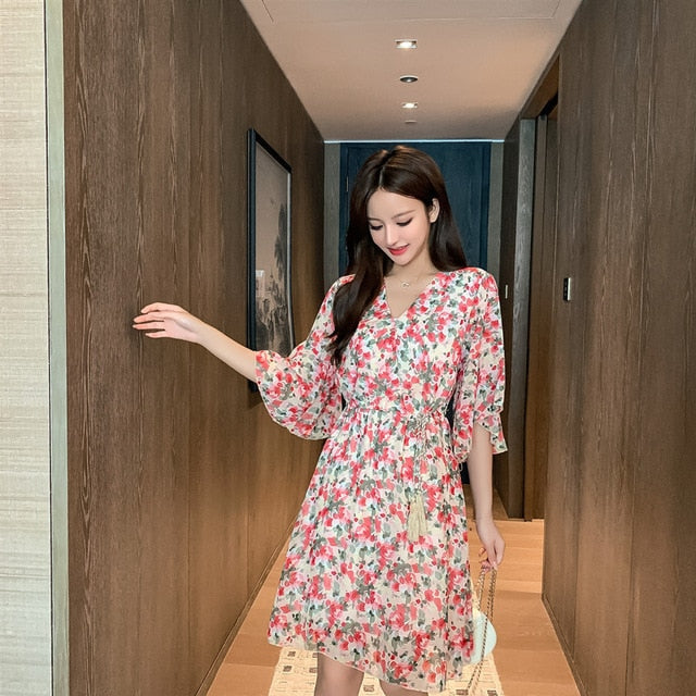 Spring Summer Chiffon Dress Women Knee Length V-Neck Print Dresses Sweet Ruffle Sleeeve Slim New Casual Drawstring Women Dress